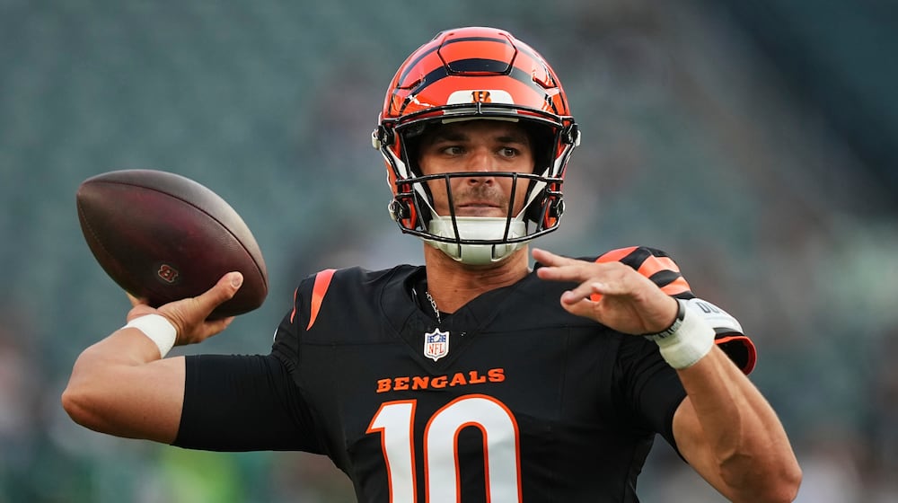 Cincinnati Bengals quarterback Payton Thorne warms up before an NFL preseason football game against the Philadelphia Eagles on Thursday, Aug. 7, 2025, in Philadelphia. (AP Photo/Matt Rourke)