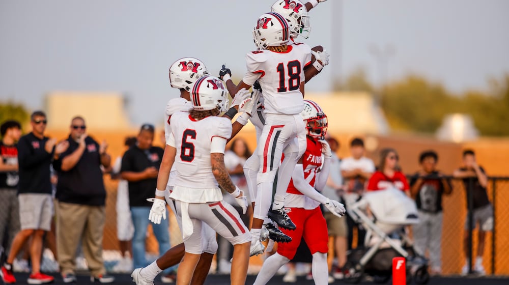 Wayne's Jamier Averette-Brown catches a pass and runs in for a touchdown during their game against Fairfield. Wayne defeated Fairfield 31-13 on opening night of high school football Friday, Aug. 23, 2024 at Fairfield Alumni Stadium. NICK GRAHAM/STAFF